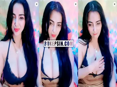 Tante Amora Cantik Toket Gede Live Ngentot Sampe Basah Banjir Lumer